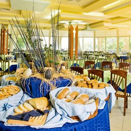 Hotel Laguna 4*