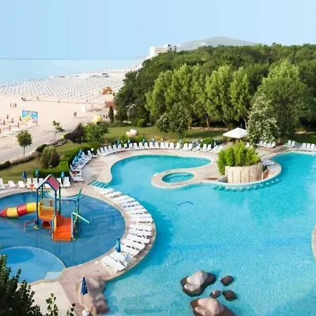 Laguna 4*